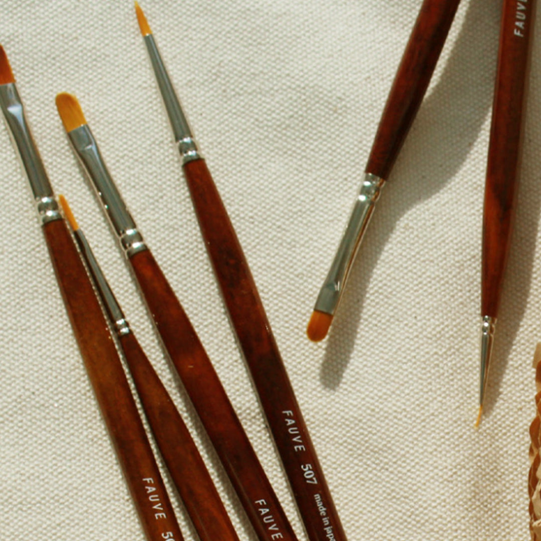 Fauve Oval Brush-503