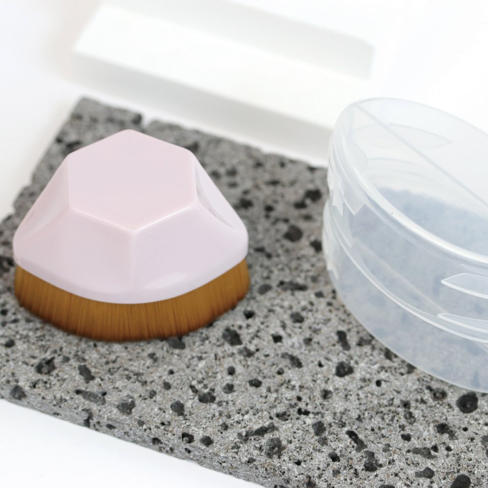 Make.N Case Soft Powder Brush
