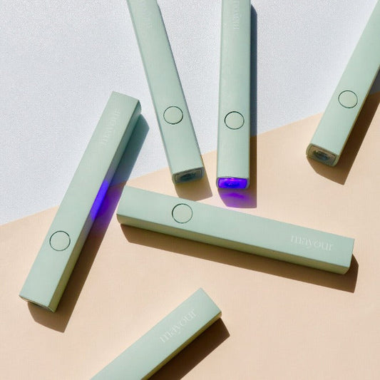 Mayour luv hand mini lamp