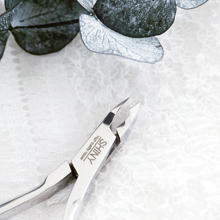 SHiNY Black Swan Classic Nipper